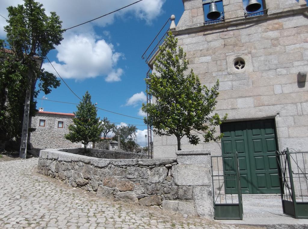 Villa Casa Do Pelourinho Rebordainhos Esterno foto